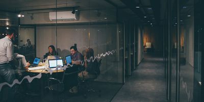 Digital Meeting, modern office