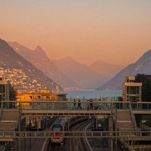 Trains Lake Lugano