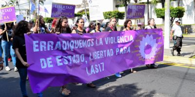 Women in El Salvador