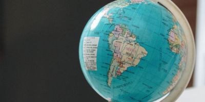 Globe map focus on Latin America / CC0 Isabela Kronemberger