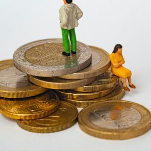 EU Directive on Minimum Income is needed