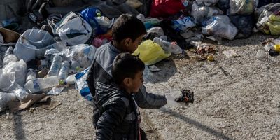 leKids at lesbos refugee camp