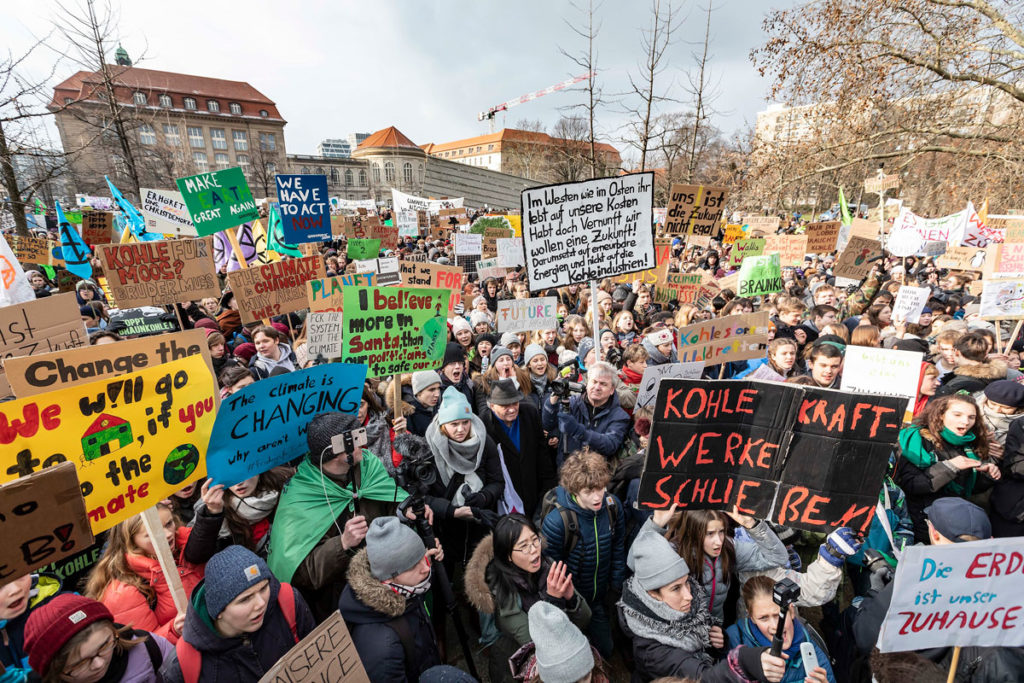 Fridays-for-Future-Berlin-2019-CC-BY-2.0-Jorg-Farys-WWF_web