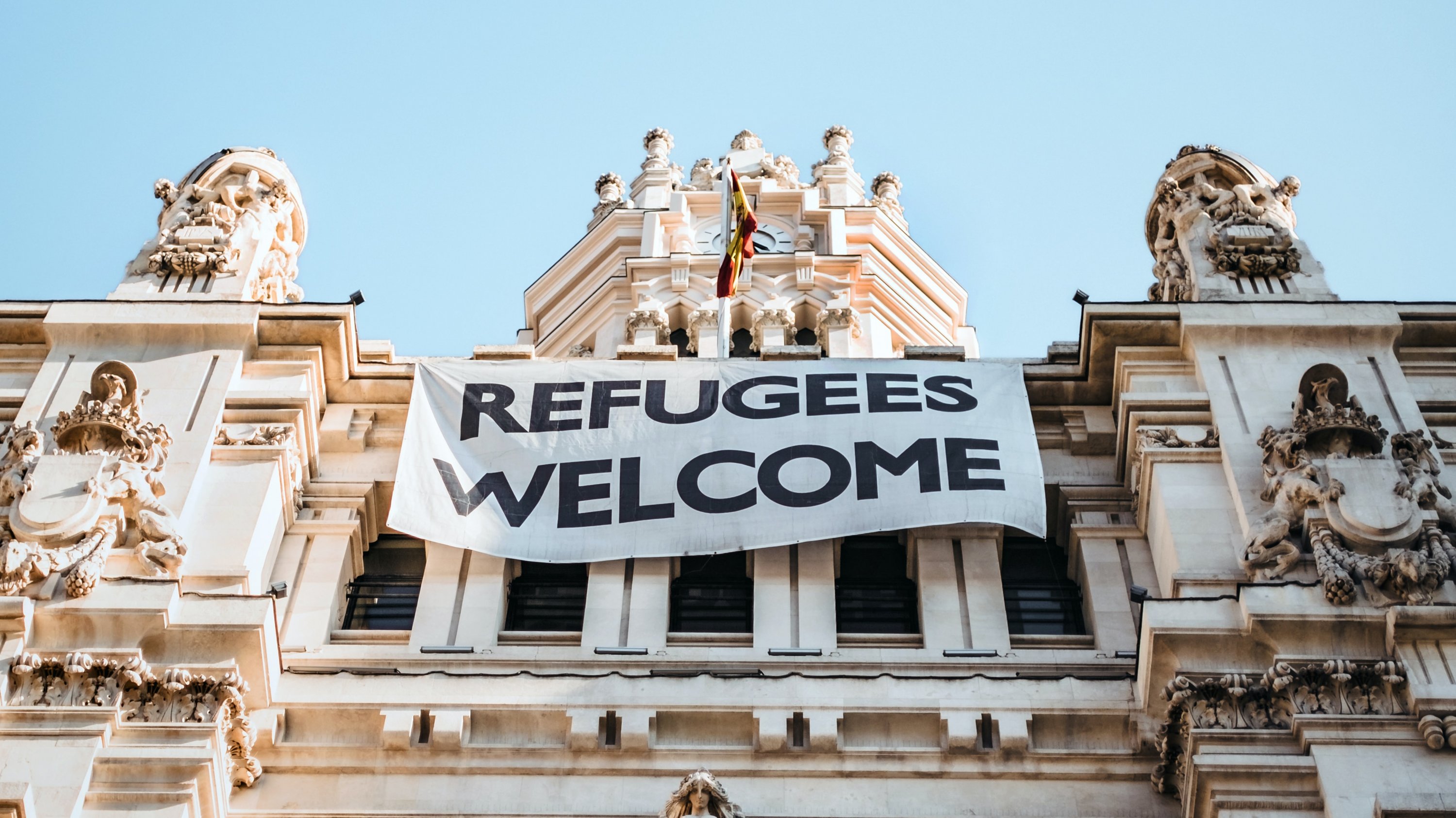 #refugeeswelcome: How to support Refugees in your community? - Vimarsana News